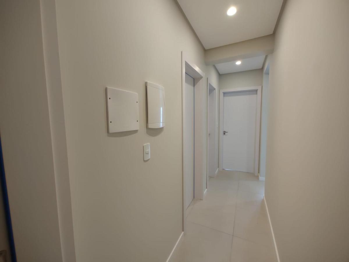 Apartment Pe Na Areia: Beachfront Retreat Near Airport