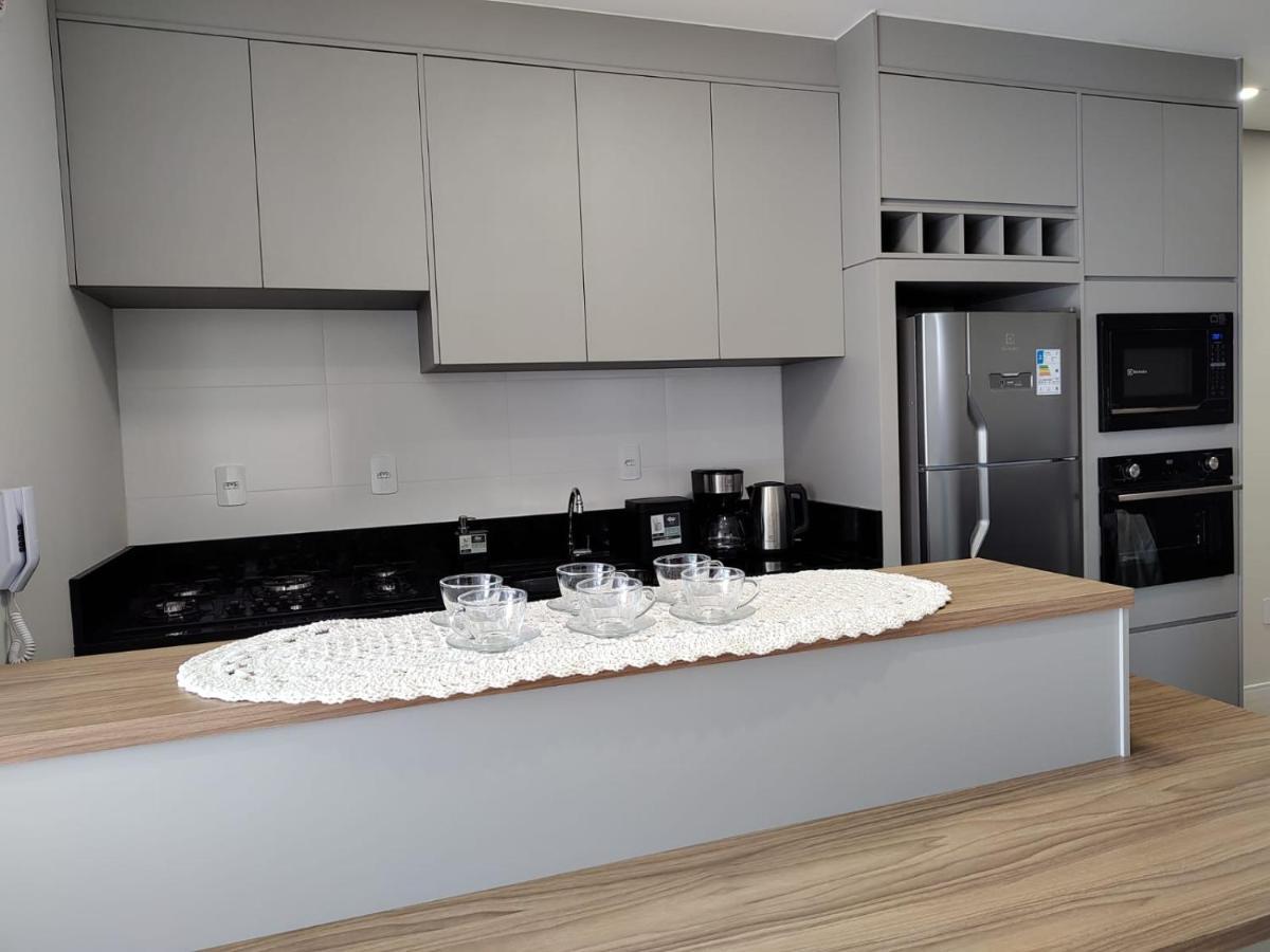 Apartment Pe Na Areia: Beachfront Retreat Near Airport